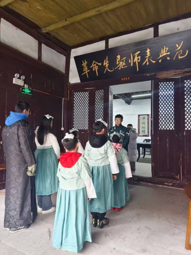 乌兰浩特市景区文学经典改编剧本游